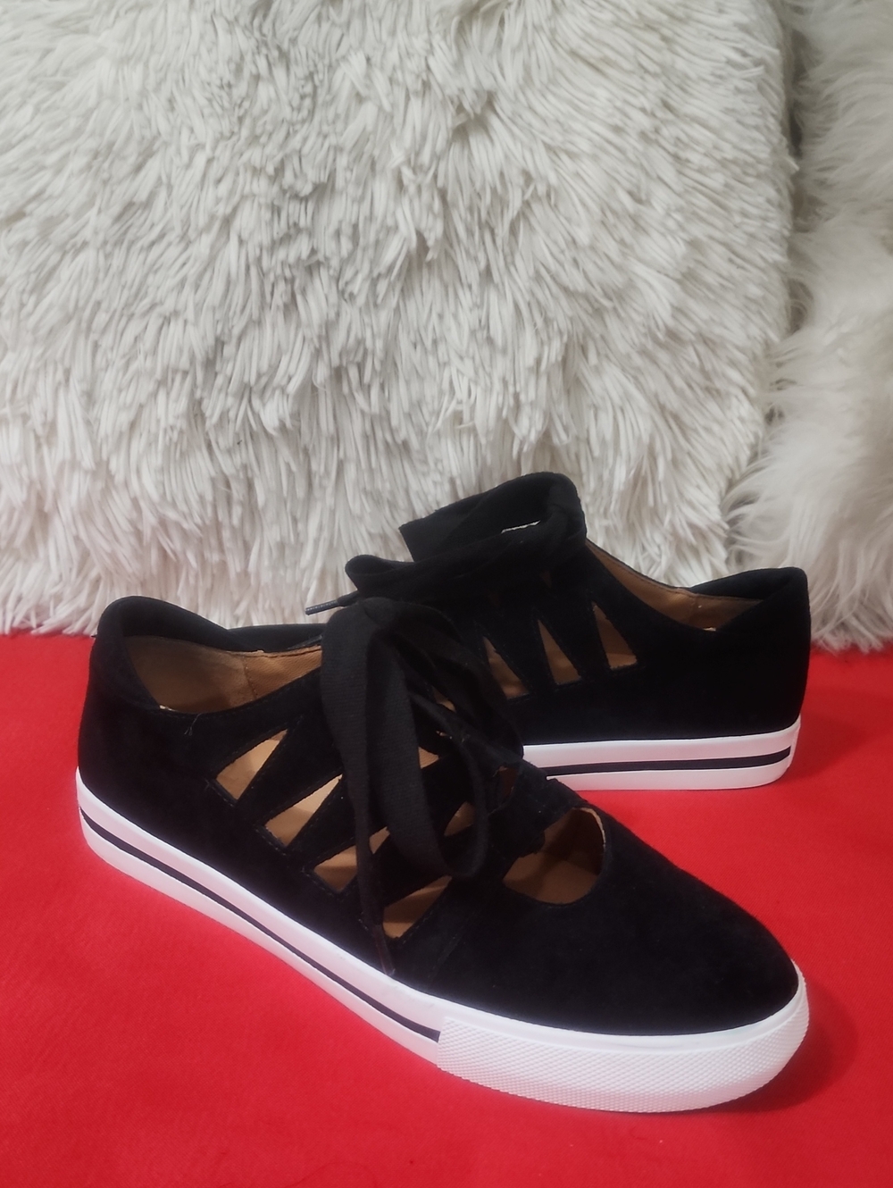 L'AMOUR DES PIEDS KANAV WOMEN'S BLACK LEATHER COMFORT SNEAKERS